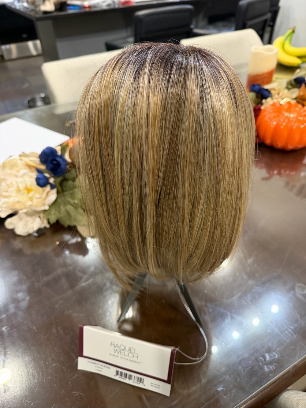 Raquel Welch Current Events Sheer Indulgence Women's Wig - Sand Blonde NWT - Picture 2 of 10